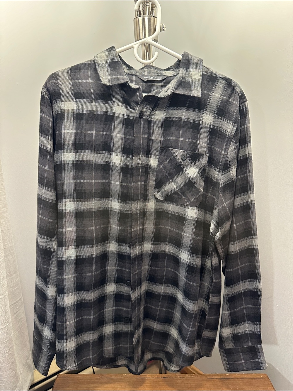 Men's Black & Gray Plaid Button-Up Shirt
